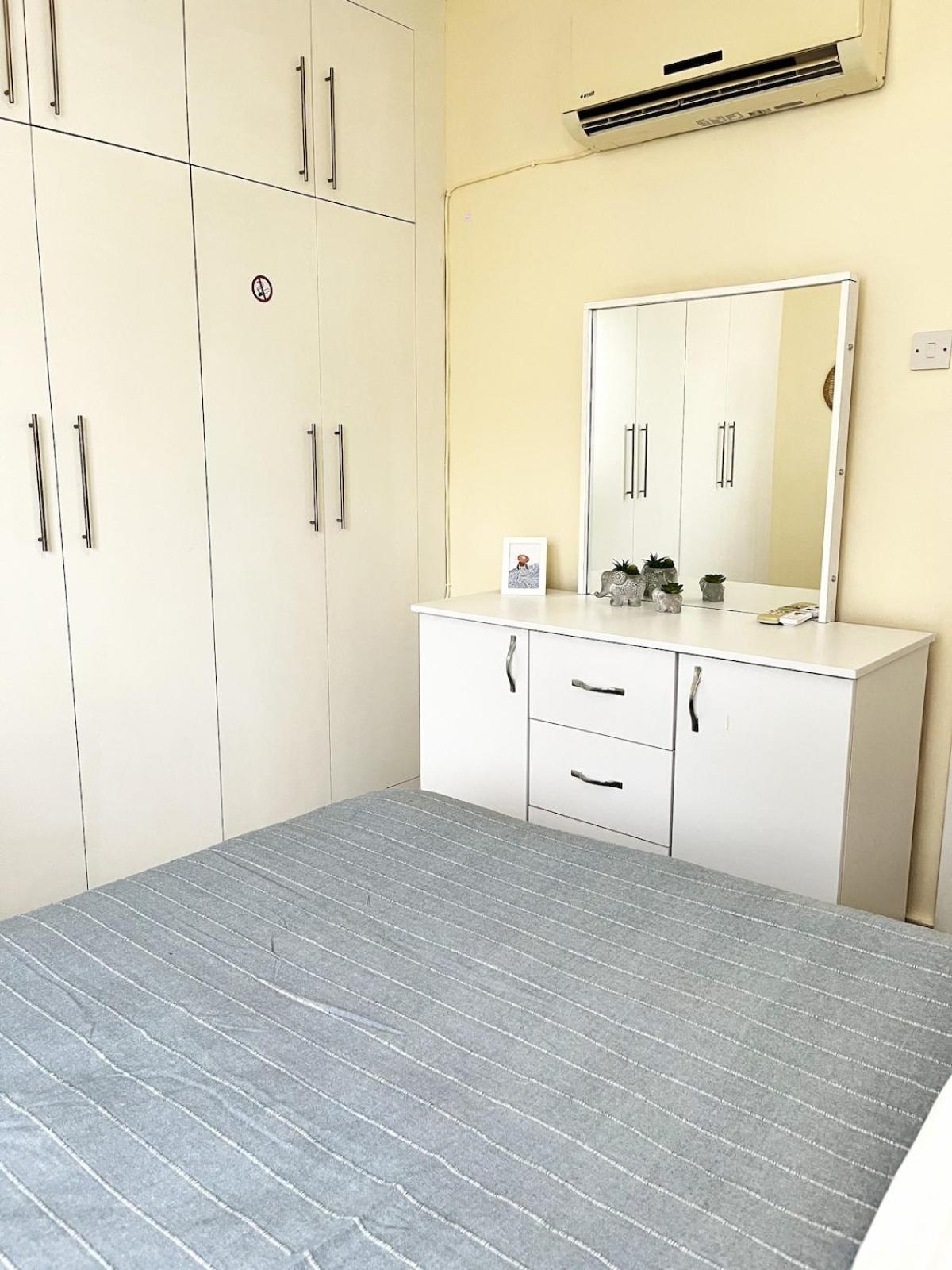 Weekend Apartments 3Br キレニア エクステリア 写真