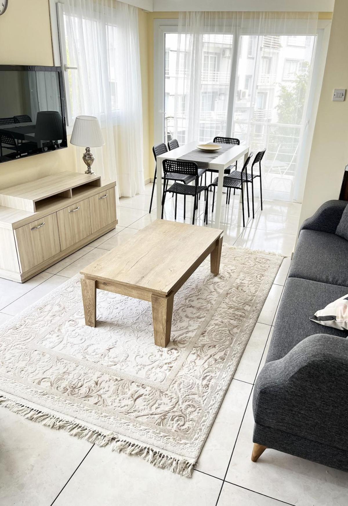 Weekend Apartments 3Br キレニア エクステリア 写真